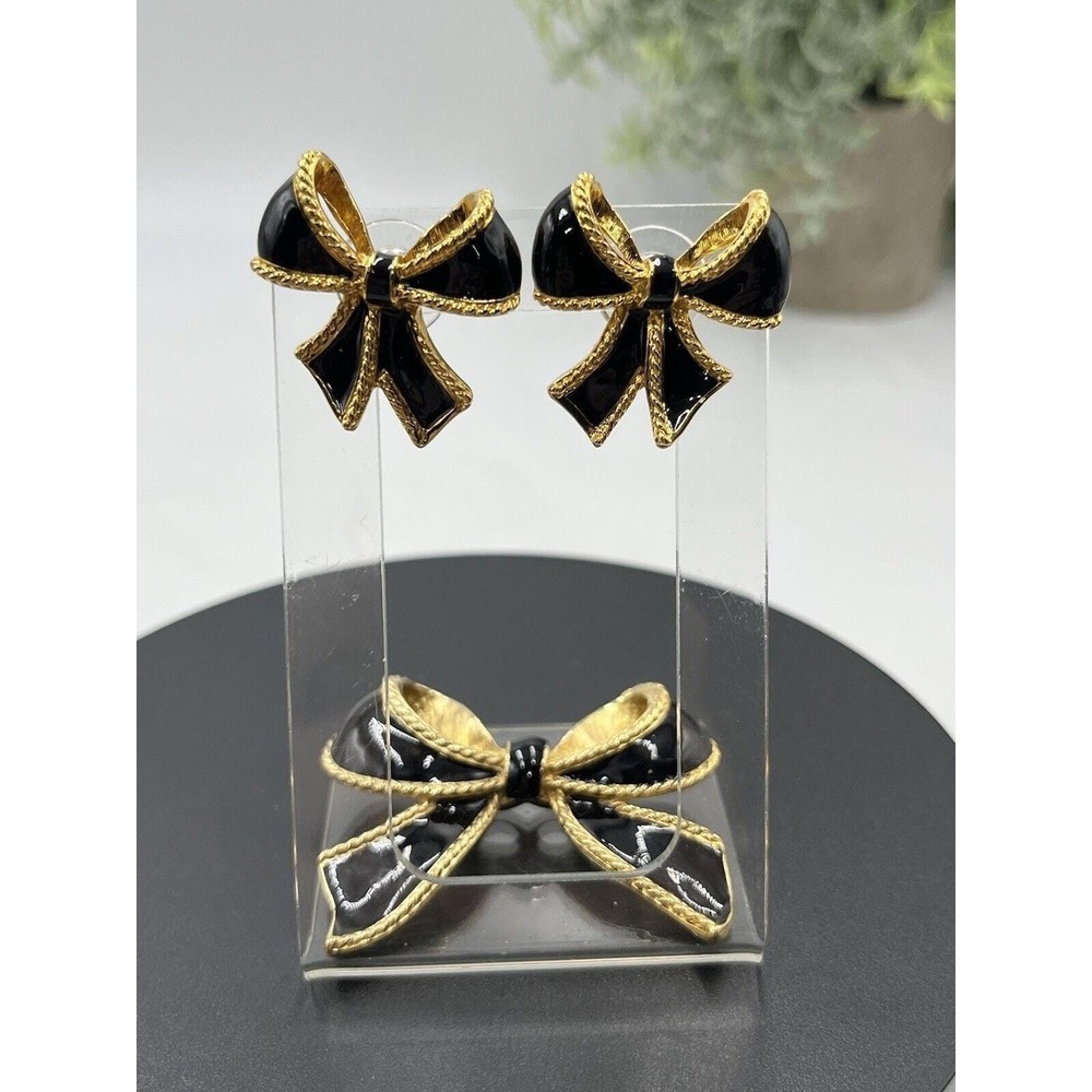 Kenneth Jay Lane Avon Camelot Black Enamel Bow Pendant Enhancer Clip Earring Set